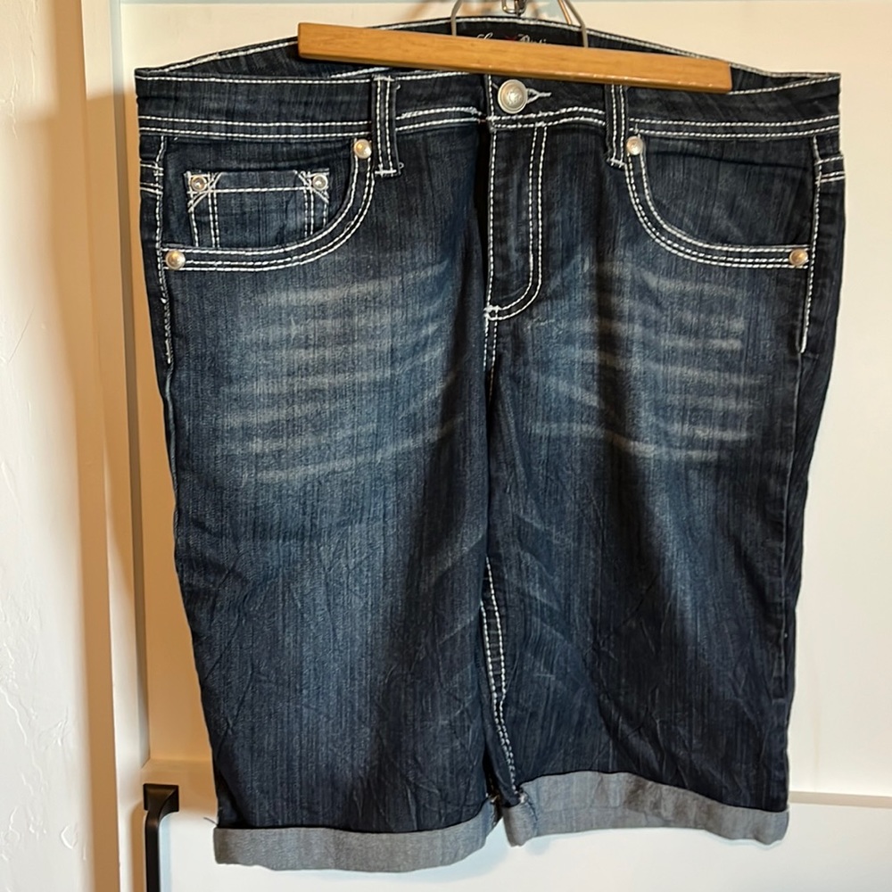 Love Nation Bermuda Shorts Size 14